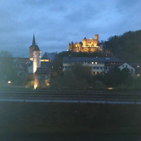 Mit Aussicht Auf Burg Apartment *